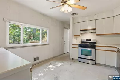 165 Glenn Avenue, Norwood, NJ 07648 - Photo 12
