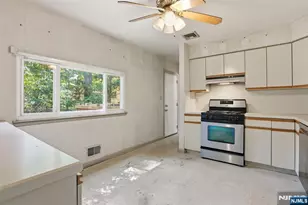 165 Glenn Ave, Norwood, NJ 07648 - Photo 12