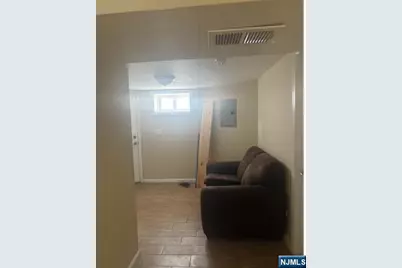637-639 Parker Street, Newark, NJ 07104 - Photo 8