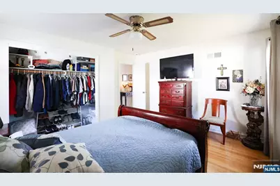 118 Diamond Bridge Avenue 1 #1, Hawthorne, NJ 07506 - Photo 12