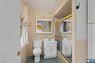 609 38th St, Union City, NJ 07087 - Photo 16