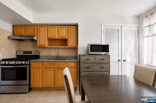 609 38th St, Union City, NJ 07087 - Photo 34