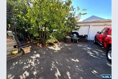 166 E 3rd Street, Clifton, NJ 07011 - Photo 10