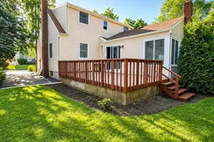 182 14th St, Cresskill, NJ 07626 - Photo 2