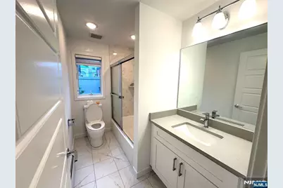451 Lincoln Street G #G, Palisades Park, NJ 07650 - Photo 4