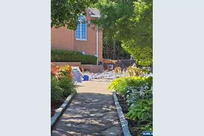 272 Cambridge Drive, Ramsey, NJ 07446 - Photo 4