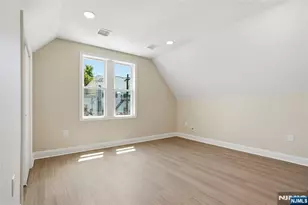 30 Edison St, Bloomfield, NJ 07003 - Photo 24
