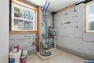 30 Edison St, Bloomfield, NJ 07003 - Photo 38