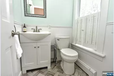 280 Morse Avenue, Wyckoff Township, NJ 07481 - Photo 12