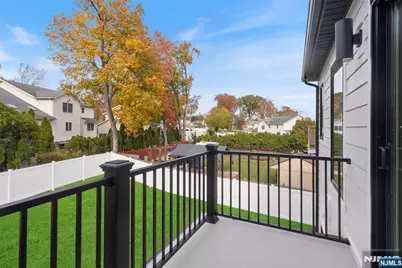 333 Harrison Street, Paramus, NJ 07652 - Photo 32