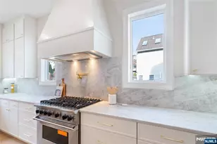 333 Harrison St, Paramus, NJ 07652 - Photo 18