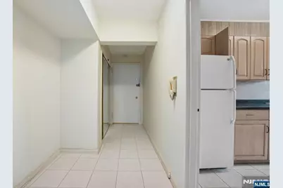 3081 Edwin Avenue 3G #3G, Fort Lee, NJ 07024 - Photo 8