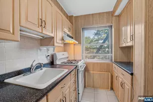 3081 Edwin Ave 3G, Fort Lee, NJ 07024 - Photo 10