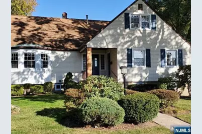 20 Poplar Street 1st Floor #1st Floor, Dumont, NJ 07628 - Photo 2