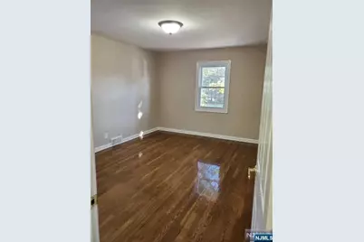 20 Poplar Street 1st Floor #1st Floor, Dumont, NJ 07628 - Photo 32