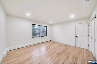 468 Morse Avenue, Ridgefield, NJ 07657 - Photo 36