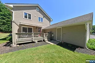 60 Sunset Ct, Mahwah, NJ 07430 - Photo 20