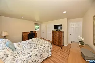 60 Sunset Ct, Mahwah, NJ 07430 - Photo 12