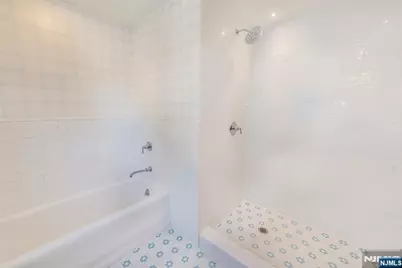 115 Overlook Terrace, Bloomfield, NJ 07003 - Photo 18