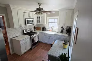 734 E Clark Ave, Ridgefield, NJ 07657 - Photo 4