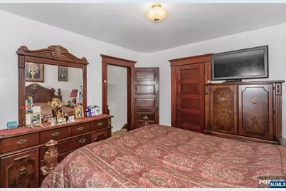 73 Bergen Avenue, Clifton, NJ 07011 - Photo 16