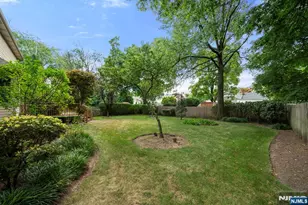 325 Cooper Pl, Paramus, NJ 07652 - Photo 30