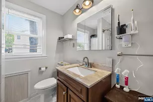 1 Westview Ave, Roseland, NJ 07068 - Photo 16