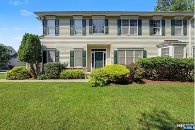 79 S Mackenzie Lane, Denville, NJ 07834 - Photo 2