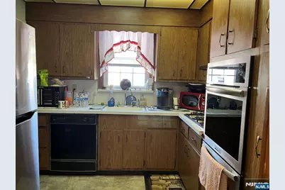 23 Koster Street 1Fl #1Fl, Wallington, NJ 07057 - Photo 6