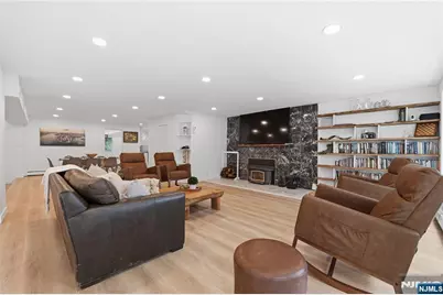 102 Ullman Avenue, Wyckoff Township, NJ 07481 - Photo 18