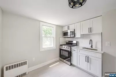 127 Albert Street 2 #2, North Arlington, NJ 07031 - Photo 4