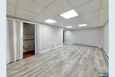 662 Teneyck Avenue, Lyndhurst Township, NJ 07071 - Photo 22