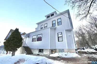172-176 Delavan Avenue, Newark, NJ 07104 - Photo 16