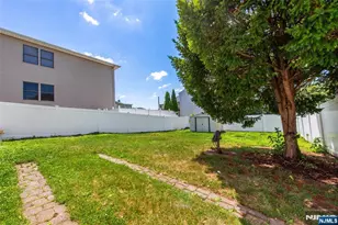 517 1st St, Carlstadt, NJ 07072 - Photo 20