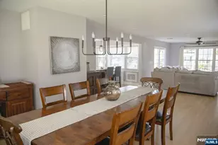 22 Warren Rd, Fair Lawn, NJ 07410 - Photo 14