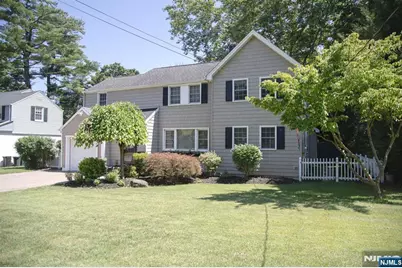 22 Warren Road, Fair Lawn, NJ 07410 - Photo 2