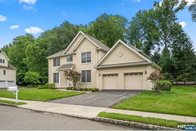 7 Woods Edge, Old Tappan, NJ 07675 - Photo 2