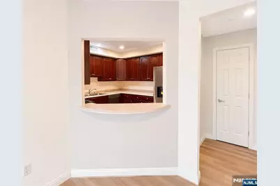 1 Orient W Orient 305 #305, Rutherford, NJ 07070 - Photo 26