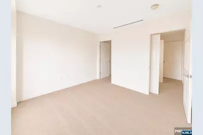 1 Orient W Orient 305 #305, Rutherford, NJ 07070 - Photo 24