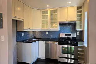 1575 Center Ave 4F, Fort Lee, NJ 07024 - Photo 2