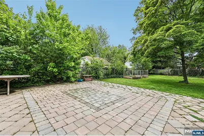 163 Poplar Avenue, Hackensack, NJ 07601 - Photo 48
