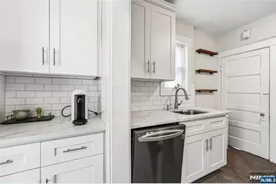 163 Poplar Avenue, Hackensack, NJ 07601 - Photo 22