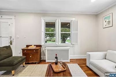 163 Poplar Avenue, Hackensack, NJ 07601 - Photo 10
