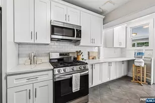 163 Poplar Ave, Hackensack, NJ 07601 - Photo 20