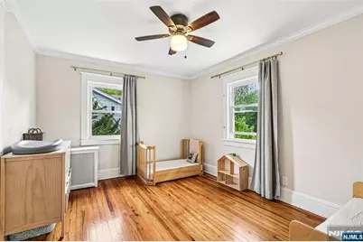 163 Poplar Avenue, Hackensack, NJ 07601 - Photo 38
