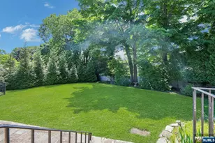 10 Shaw Rd, Woodcliff Lake, NJ 07677 - Photo 38