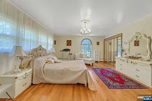 10 Shaw Rd, Woodcliff Lake, NJ 07677 - Photo 26