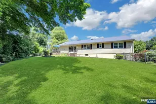 10 Shaw Rd, Woodcliff Lake, NJ 07677 - Photo 40