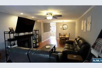 1806 Faulkner Court, Mahwah, NJ 07430 - Photo 2