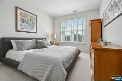 901 Four Seasons Lane, Woodcliff Lake, NJ 07677 - Photo 18